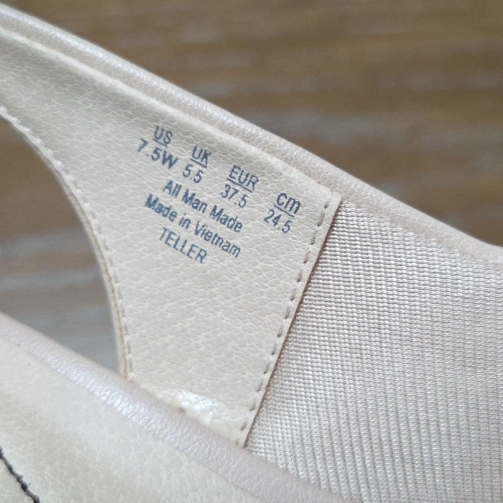 Lifestride Teller Slingback Nude Pumps, Size 7.5W